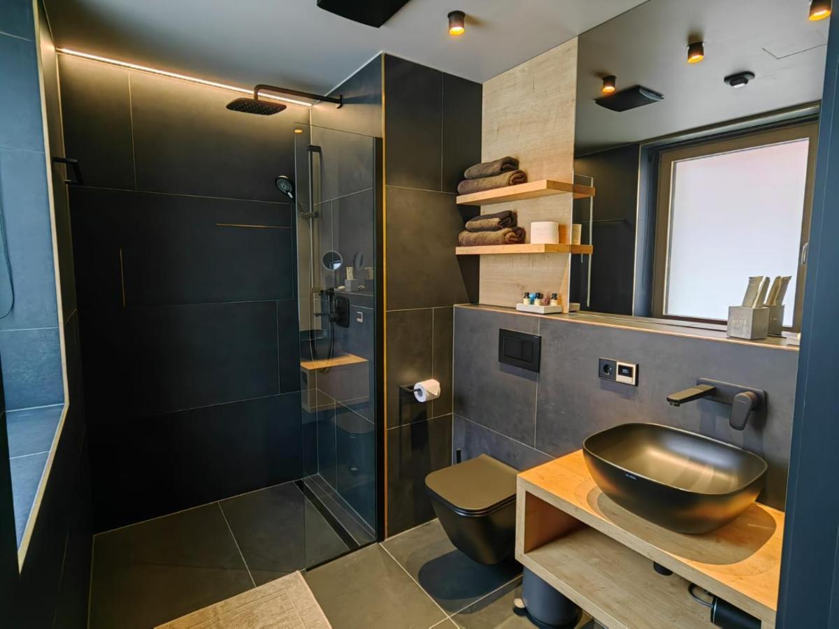 Hotel Nice Laupheim Ngoại thất bức ảnh