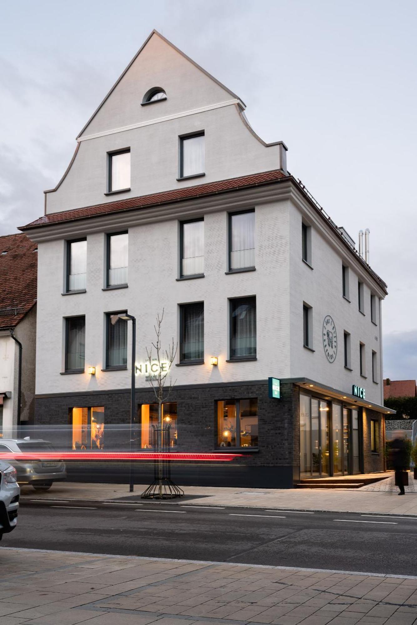 Hotel Nice Laupheim Ngoại thất bức ảnh